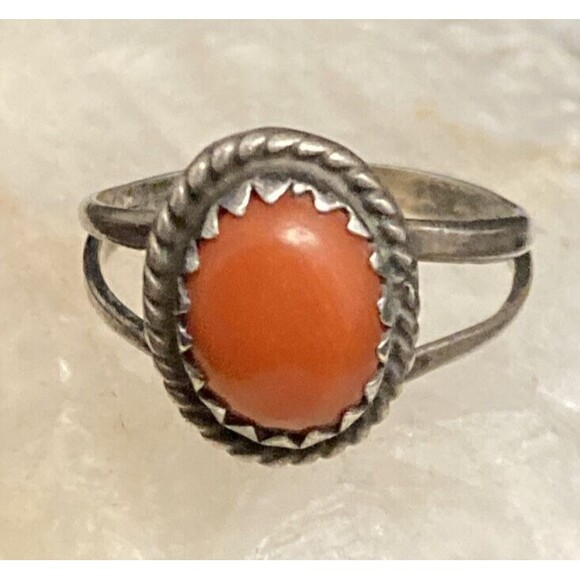 Vintage Red Coral Split Shank Ring Size 4.25 Sterling‎ Silver 925 Ring 1.9g - Picture 1 of 10